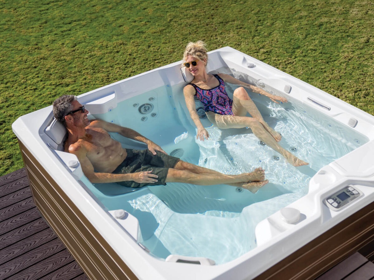 hot-spring-fresh-water-salt-system-page-a-spot-desktop