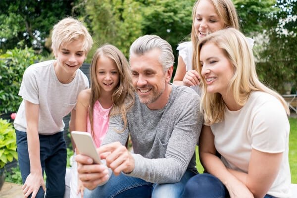 hot-spring-ar-app-family-lifrsty